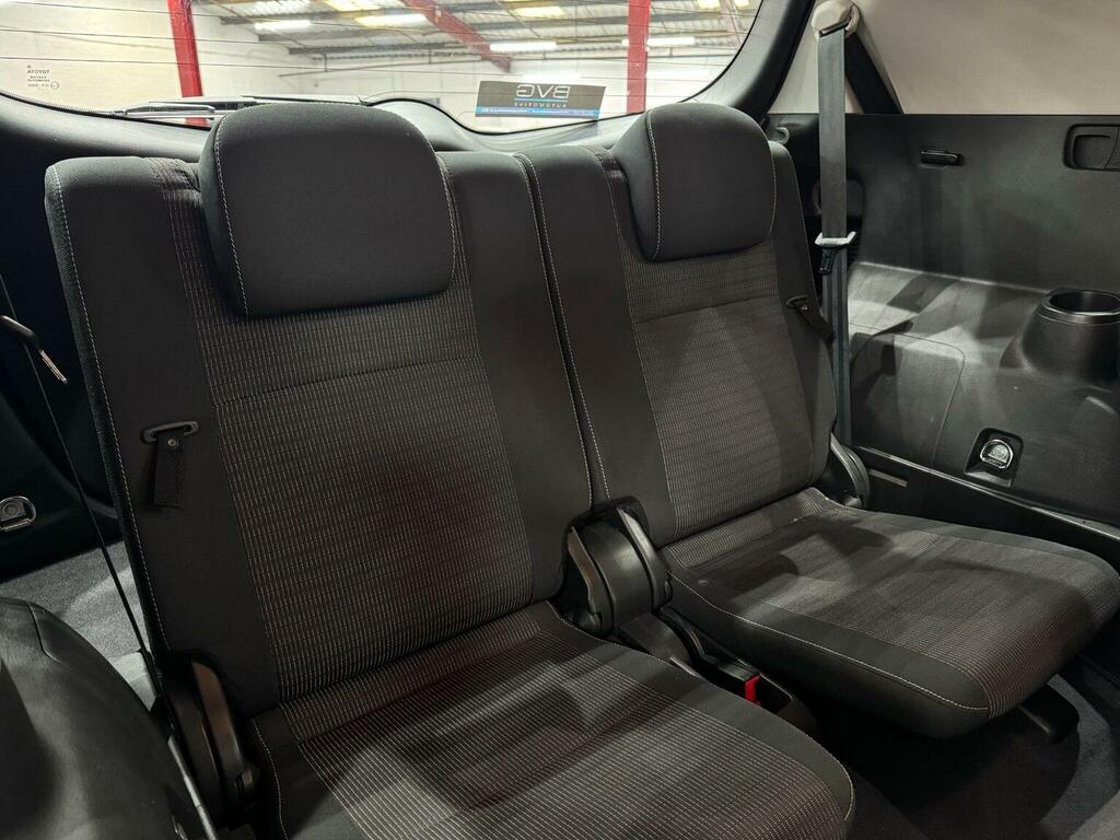 Toyota Verso 1.6 V-matic Design Black #43