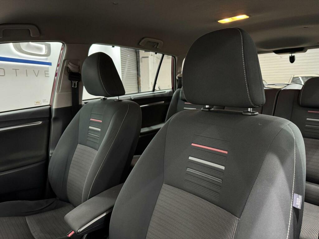 Toyota Verso 1.6 V-matic Design Black #38