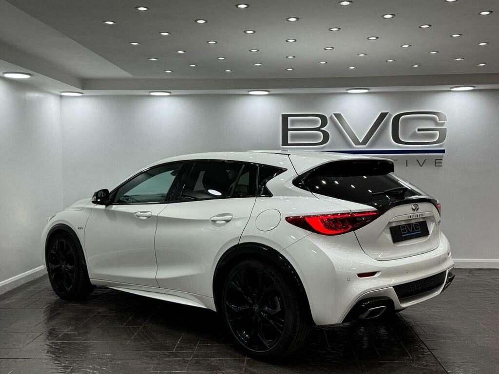 Infiniti Q30 2.2D Sport Dct Euro 6 Ss White #6