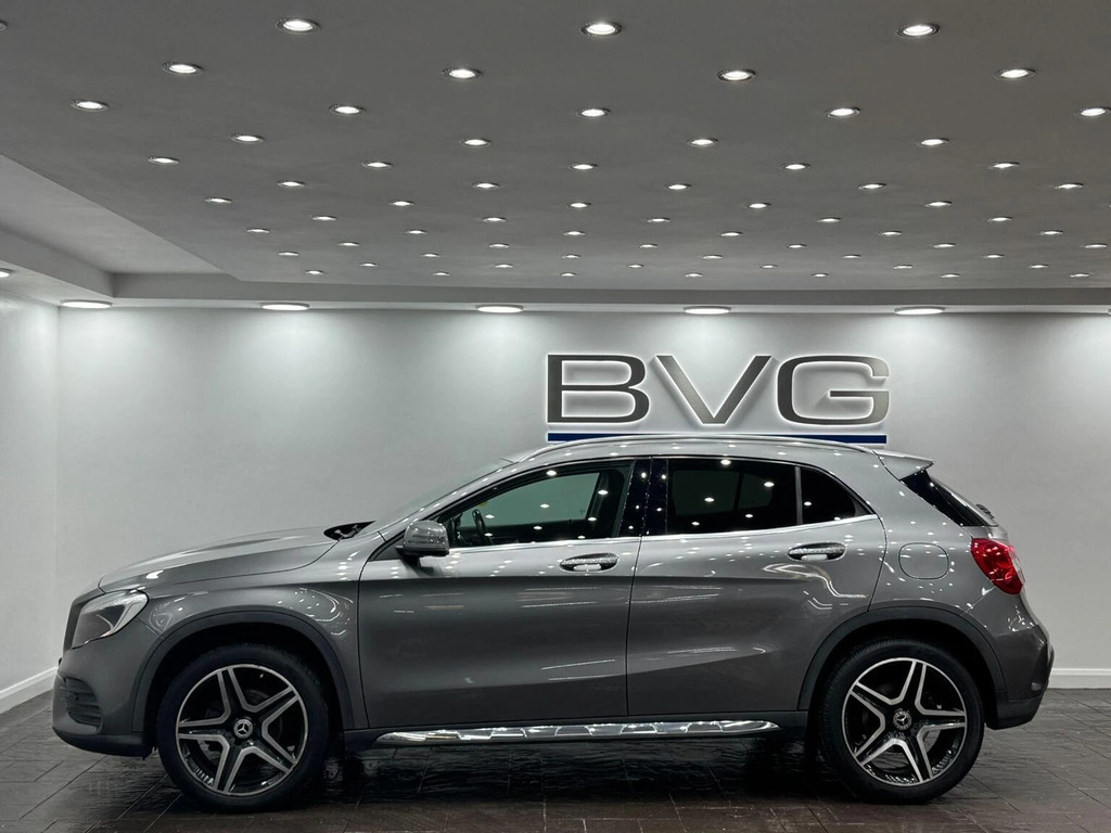 Mercedes-Benz GLA Class Suv 1.6 Gla200 Amg Line Euro 6 Ss 201767 SL67LSF Grey #4