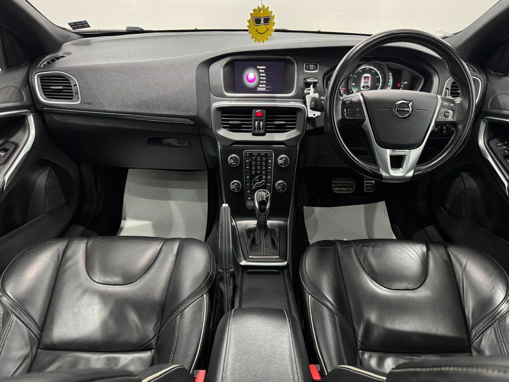 Volvo V40 2.0 T2 R-design Nav Plus Euro 6 Ss  #16