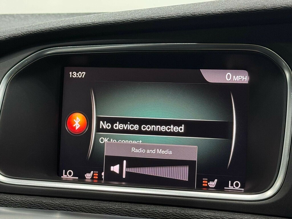 Volvo V40 2.0 T2 R-design Nav Plus Euro 6 Ss  #62
