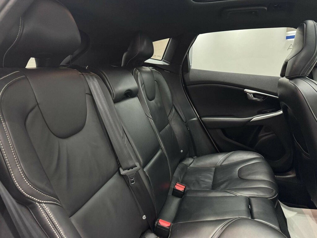 Volvo V40 2.0 T2 R-design Nav Plus Euro 6 Ss  #80