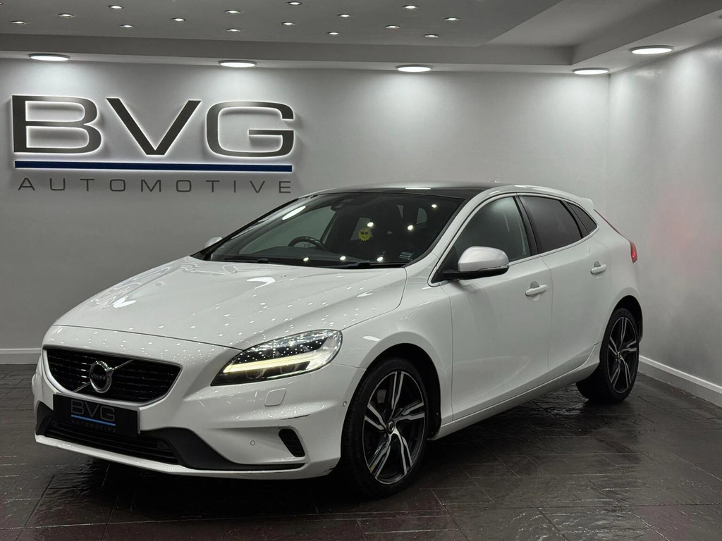 Volvo V40 2.0 D3 R-design Pro Euro 6 Ss White #3
