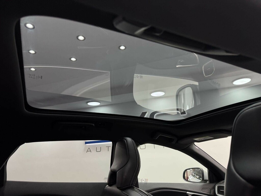 Volvo V40 2.0 T2 R-design Nav Plus Euro 6 Ss  #79