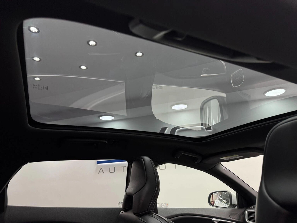 Volvo V40 2.0 T2 R-design Nav Plus Euro 6 Ss  #39