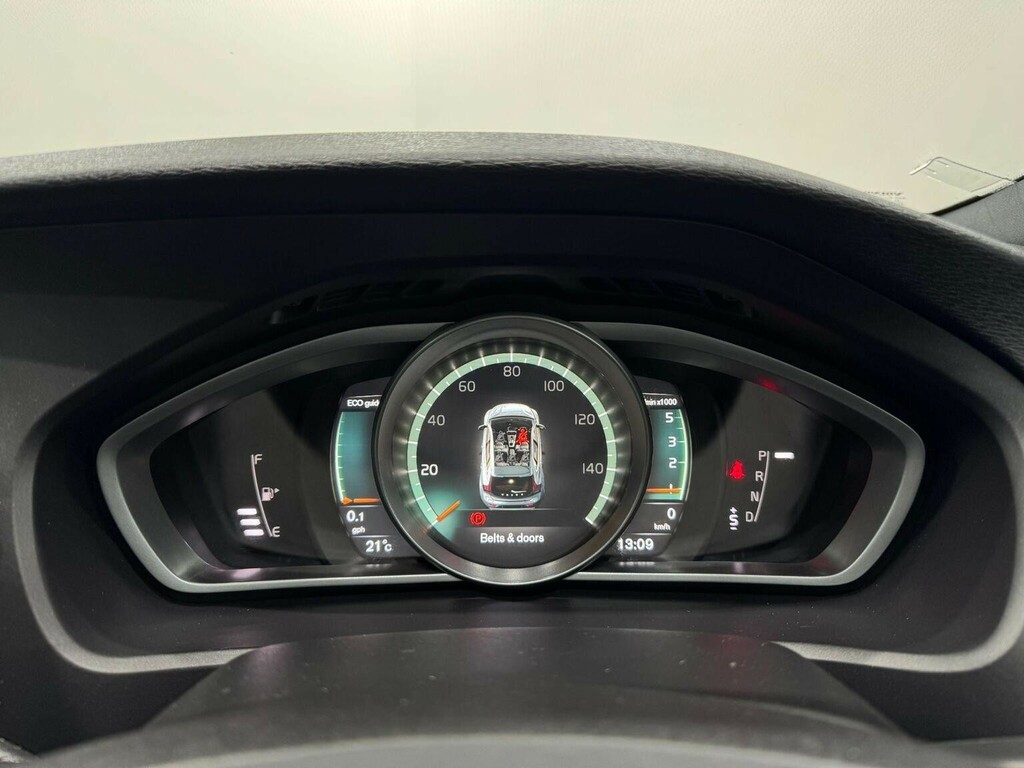 Volvo V40 2.0 T2 R-design Nav Plus Euro 6 Ss  #70