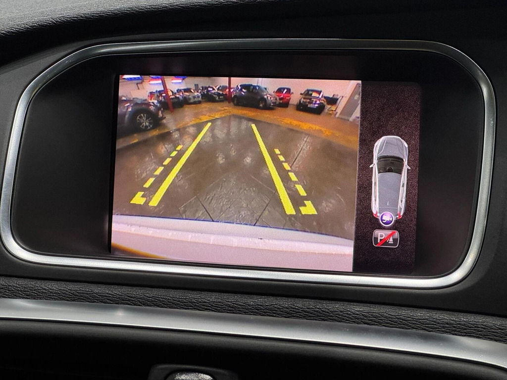 Volvo V40 2.0 T2 R-design Nav Plus Euro 6 Ss  #23