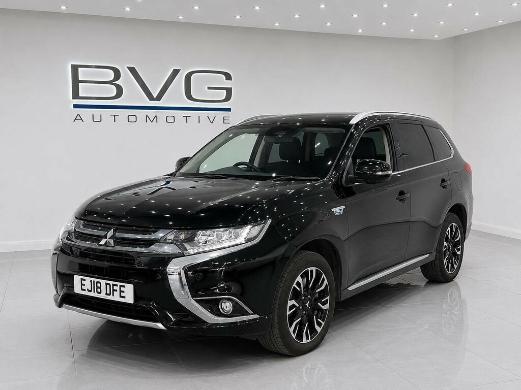 Mitsubishi Outlander 2.0H 12Kwh 4Hs Cvt 4Wd Euro 6 Ss Black