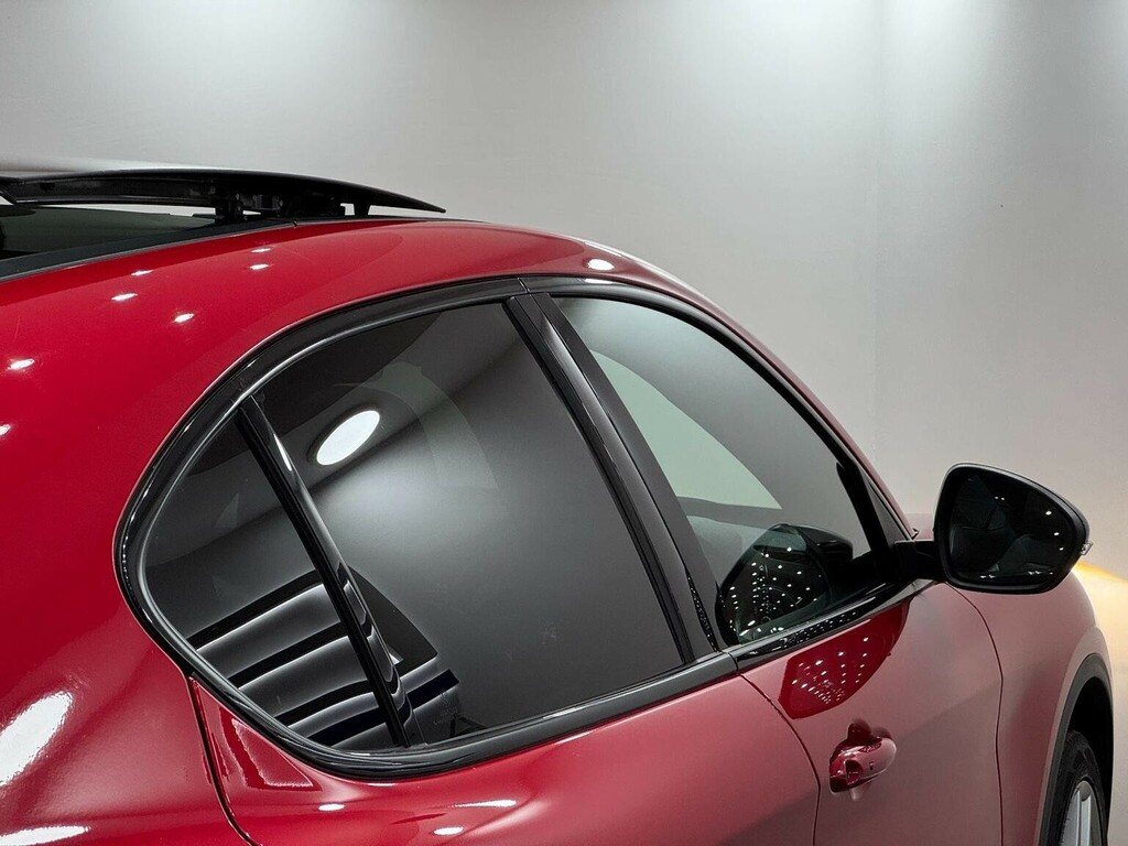 Alfa Romeo Stelvio Estate Red #15