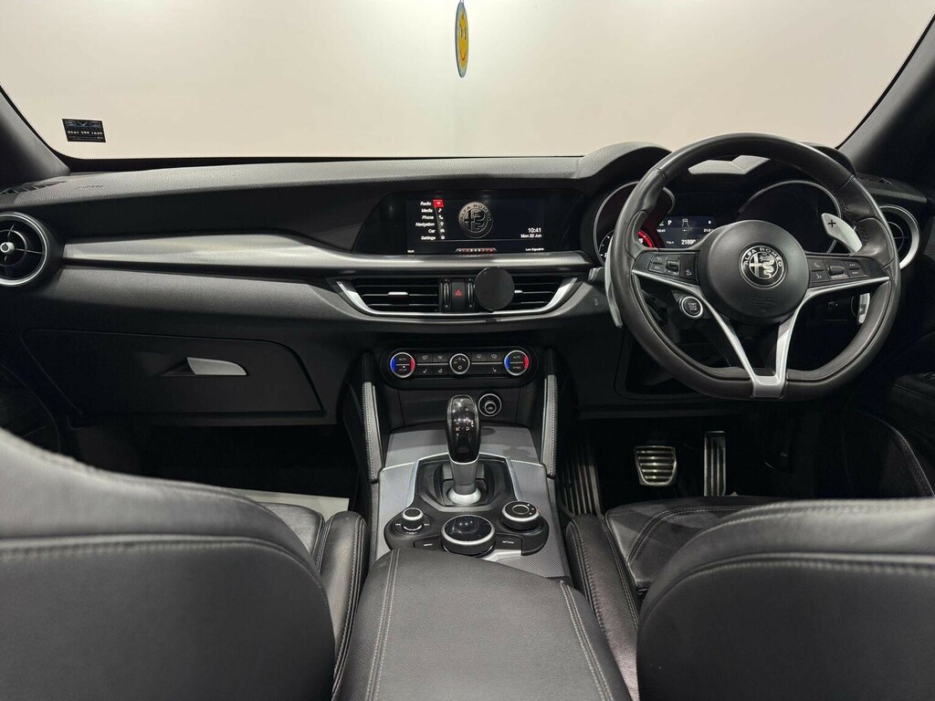 Alfa Romeo Stelvio Estate Red #34