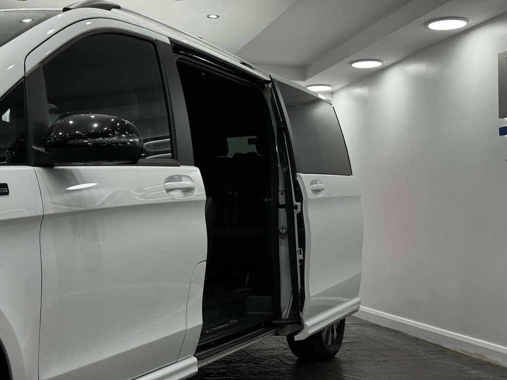 Mercedes-Benz EQV 2021 21 Eqv  #42