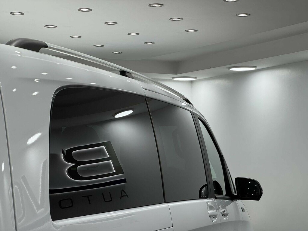 Mercedes-Benz EQV 2021 21 Eqv  #16