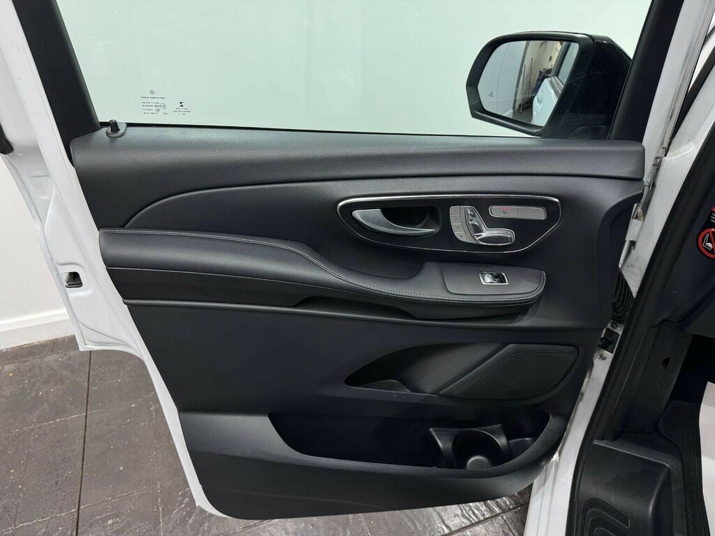 Mercedes-Benz EQV 2021 21 Eqv  #38