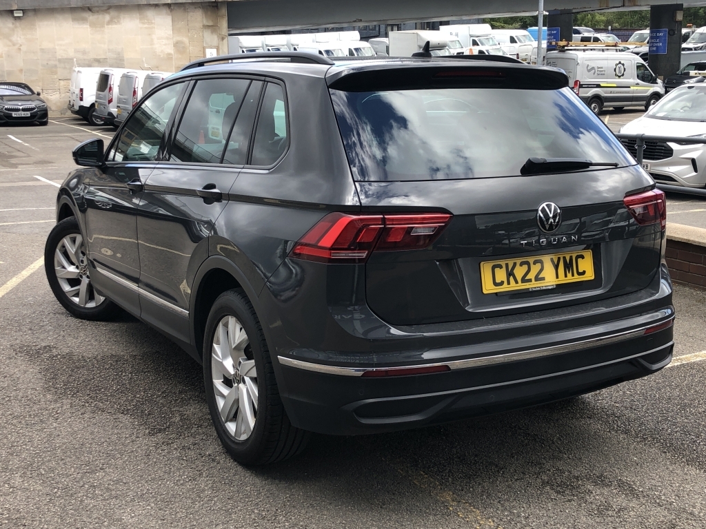 Volkswagen Tiguan Estate 1.5 Life Tsi CK22YMC Grey #2