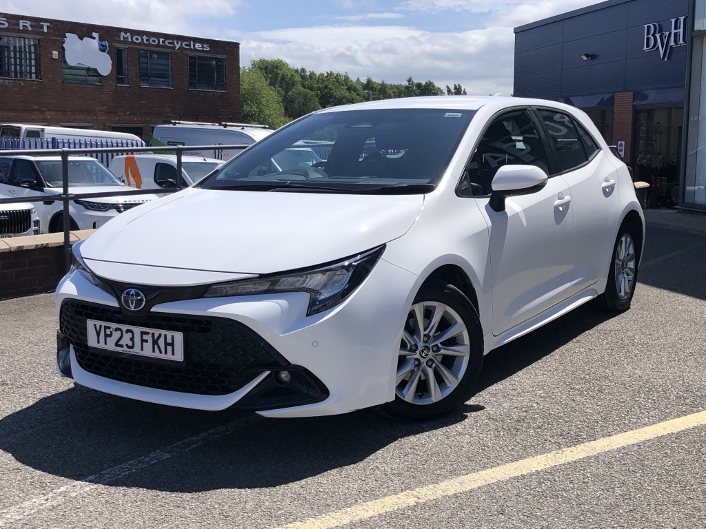 Toyota Corolla 1.8 Icon White #3