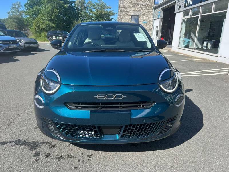 Fiat 600 1.2 Hybrid 48V Icon Edct-6 Green #2