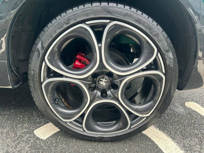 Alfa Romeo Tonale 1.3 Phev Veloce 4Wd Green #12