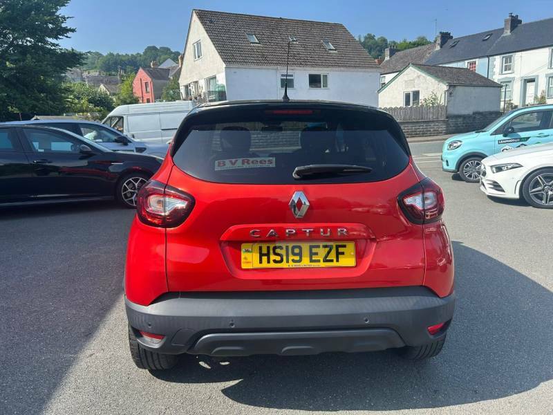 Renault Captur 1.5 Iconic Dci Red #6