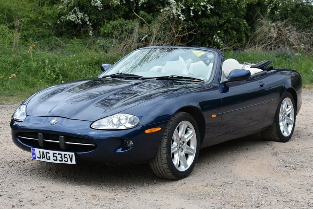 Jaguar XK8  Silver #38