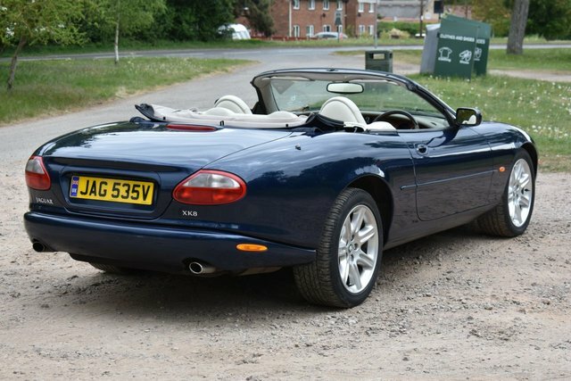 Jaguar XK8  Silver #42