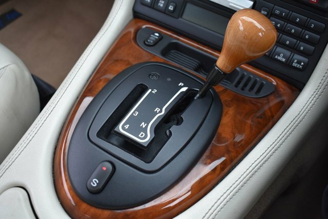 Jaguar XK8  Silver #21