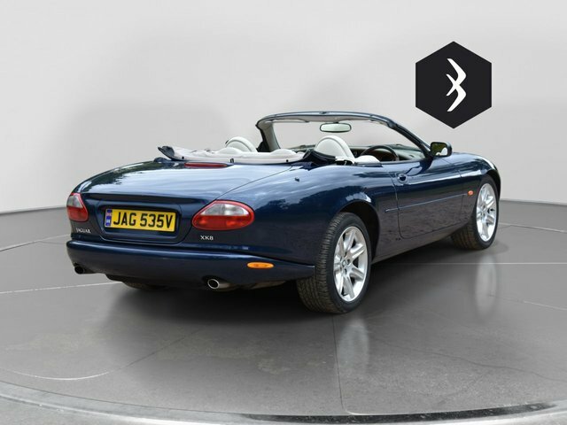 Jaguar XK8  Silver #7