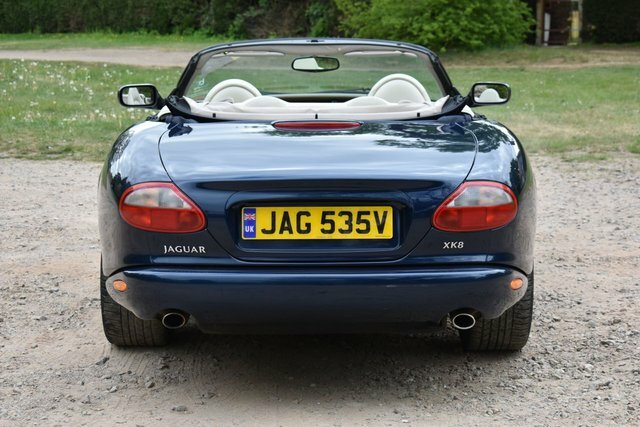 Jaguar XK8  Silver #41