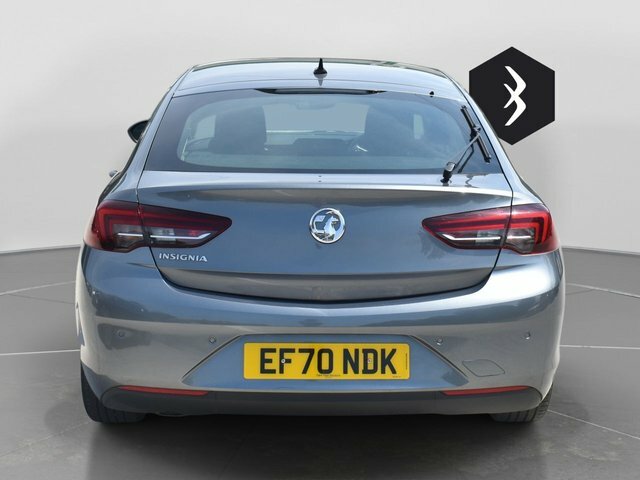 Vauxhall Insignia 1.6 Turbo D 136 Design White #7