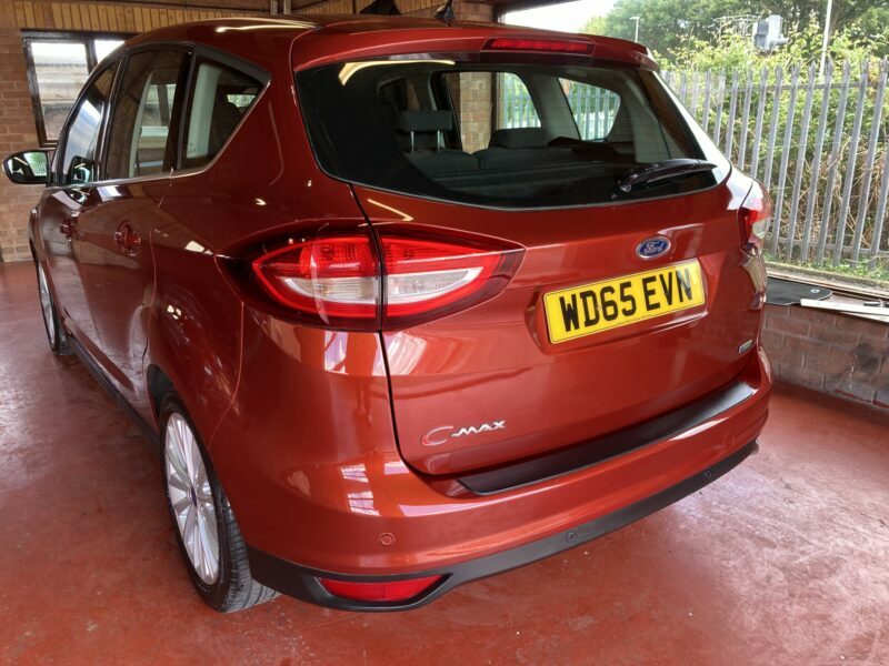 Ford C-Max Hatchback Red #2