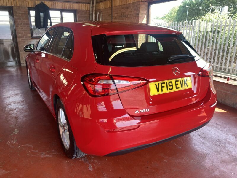 Mercedes-Benz A Class Hatchback VF19EVK Red #2
