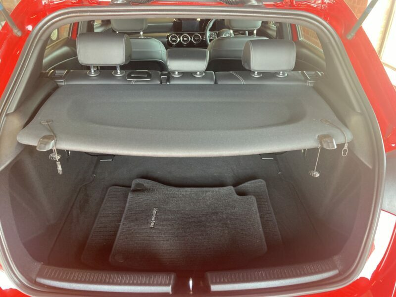 Mercedes-Benz A Class Hatchback VF19EVK Red #3
