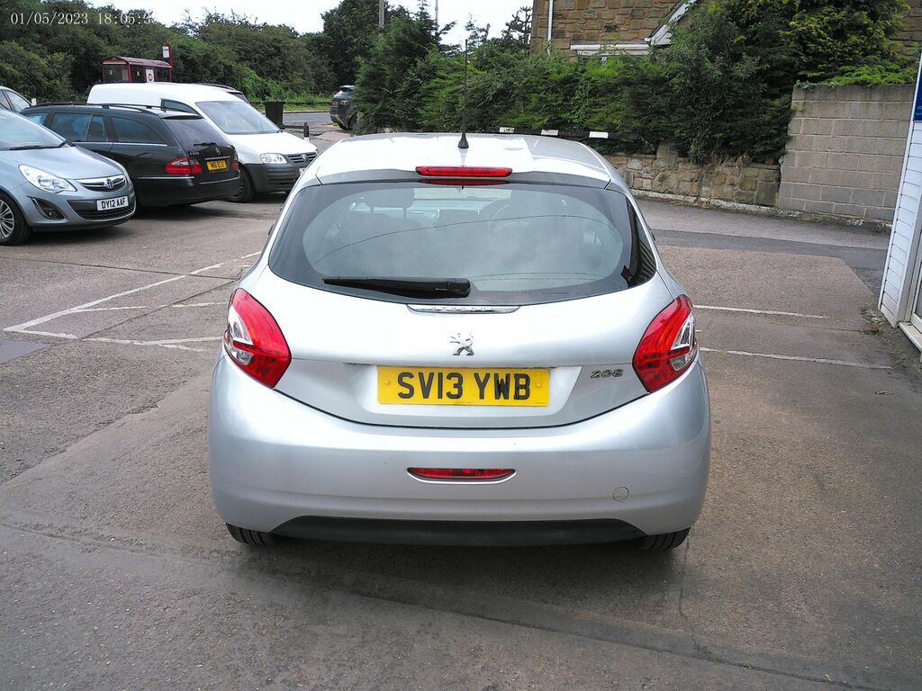 Peugeot 208 1.2L Active Hatchback Euro 5 82 SV13YWB Silver #3