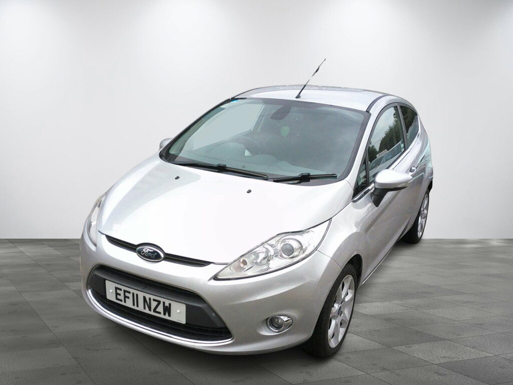 Ford Fiesta 1.6L Titanium Hatchback Euro 5 Silver