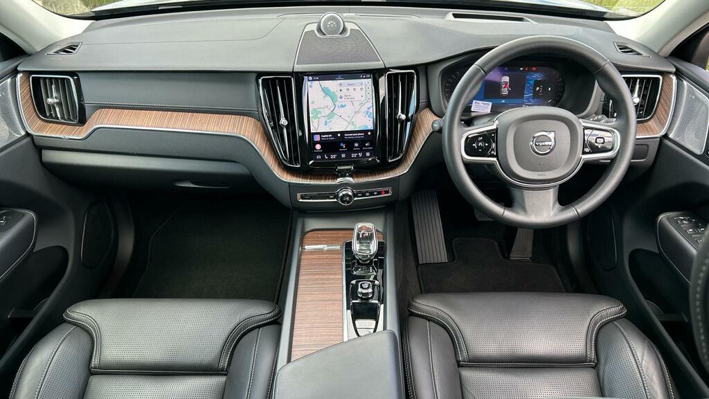 Volvo XC60 Ultimate B5 Awd Mild Hybrid Dark Low Milea GL73XCC Black #5