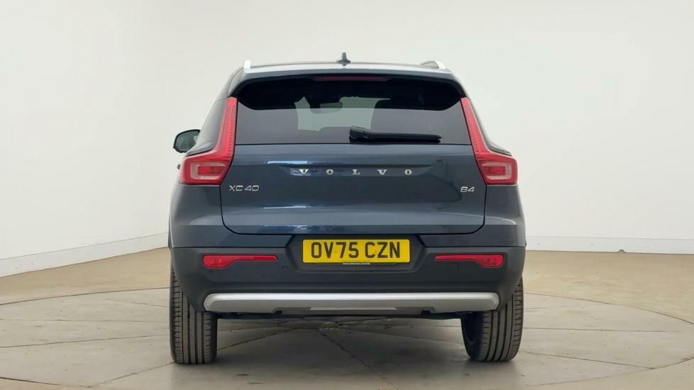 Volvo XC40 B4 Ultra Bright Blond Leather Sunroof Employees OV75CZN Blue #4