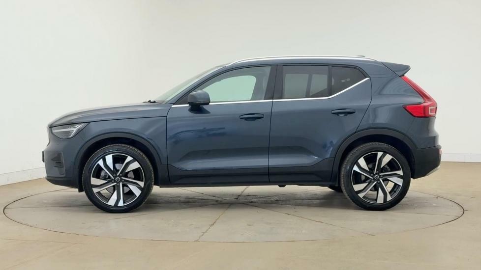 Volvo XC40 B4 Ultra Bright Blond Leather Sunroof Employees OV75CZN Blue #6