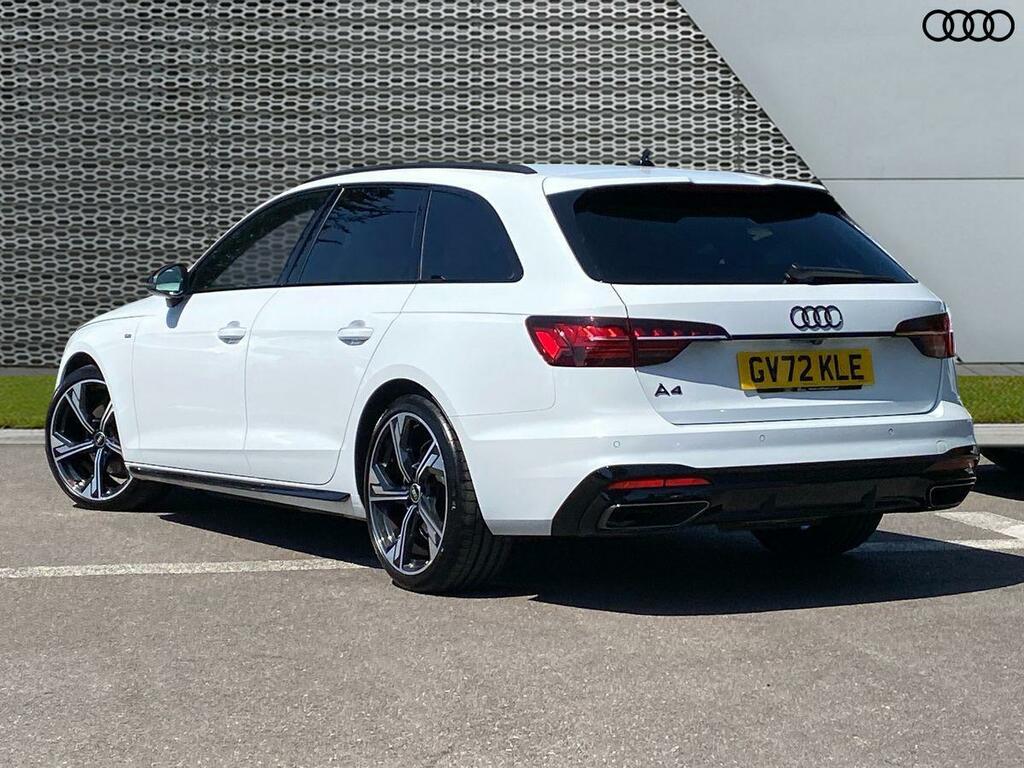 Audi A4 Avant Avant Black Edition 40 Tfsi 204 Ps S Tronic GV72KLE White #3