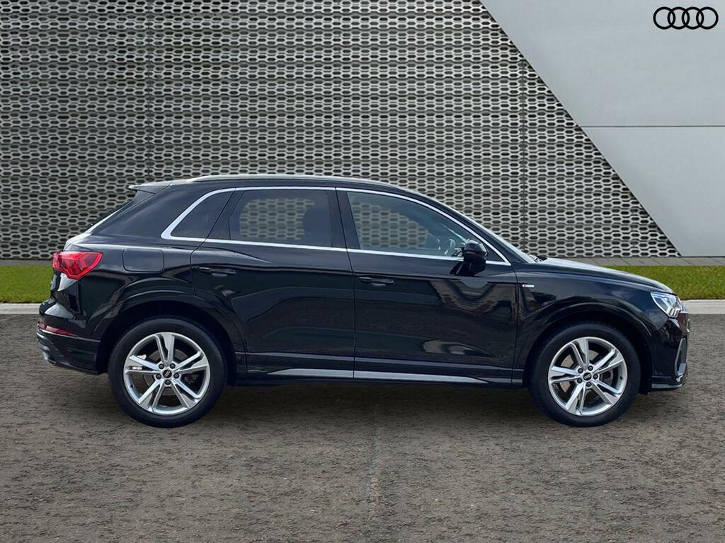 Audi Q3 S Line 45 Tfsi E 245 Ps S Tronic Black #4