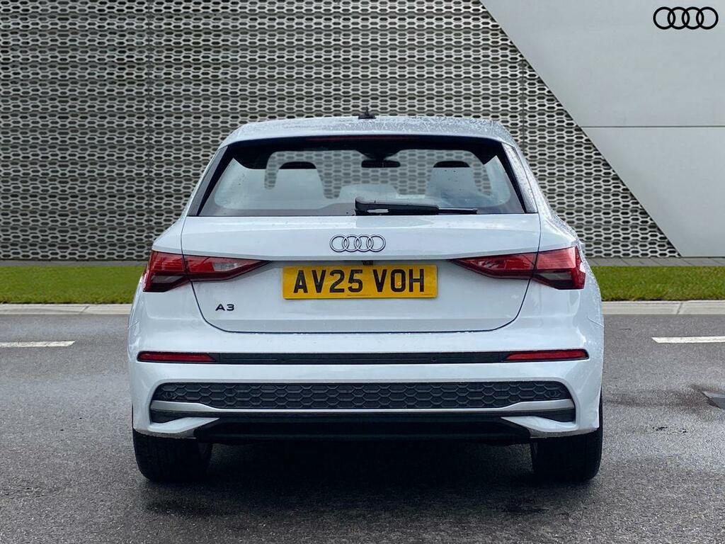 Audi A3 Sport 35 Tfsi 150 Ps S Tronic AV25VOH White #6