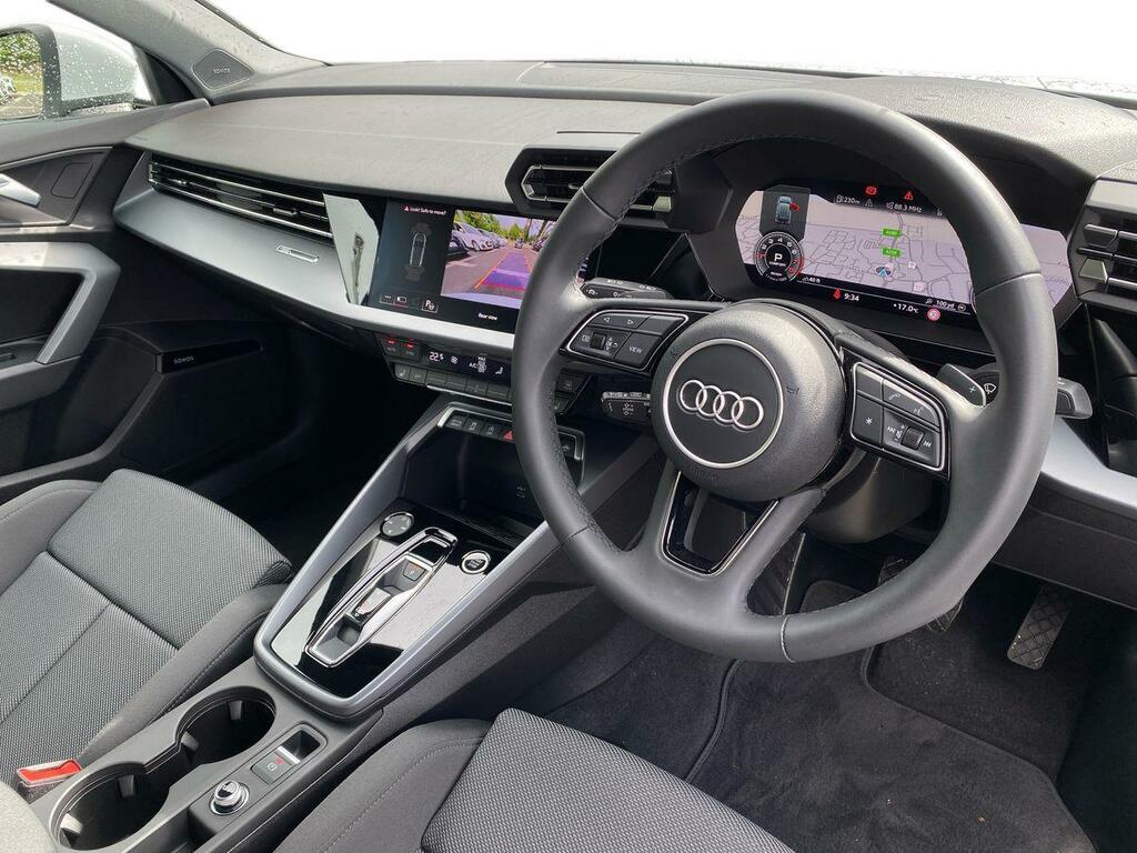 Audi A3 Sport 35 Tfsi 150 Ps S Tronic AV25VOH White #5