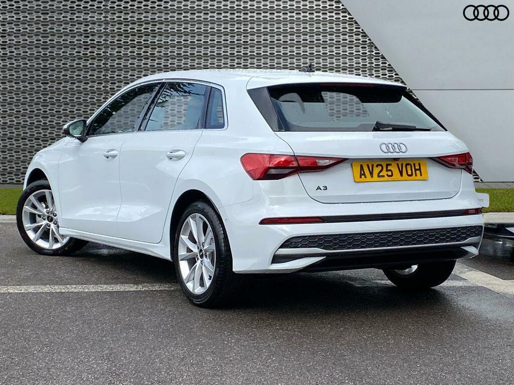 Audi A3 Sport 35 Tfsi 150 Ps S Tronic AV25VOH White #3
