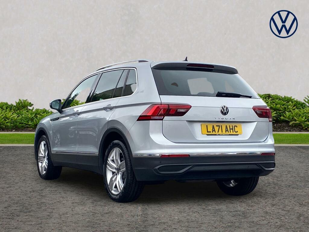 Volkswagen Tiguan 2.0 Tdi Life Dsg LA71AHC Silver #2
