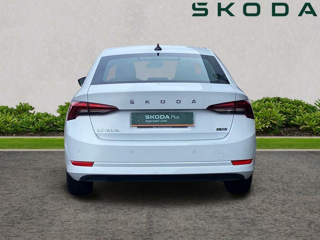 Skoda Octavia 1.0 Tsi E-tec Se Dsg White #4