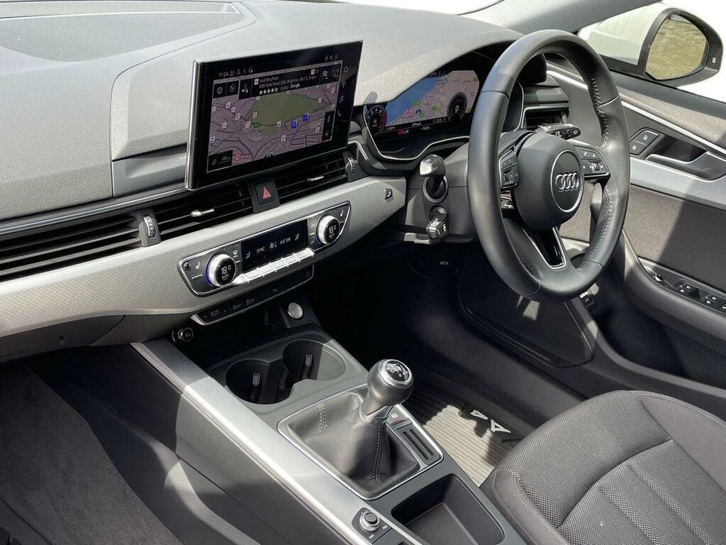 Audi A4 Avant Avant Technik 35 Tfsi 150 Ps 6-Speed White #2