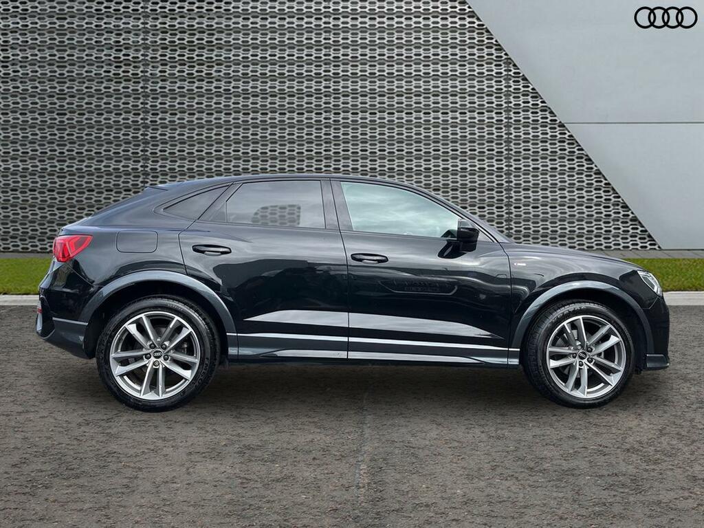 Audi Q3 1.5 Tfsi Cod 35 Black Edition Sportback S Tronic E Black #5