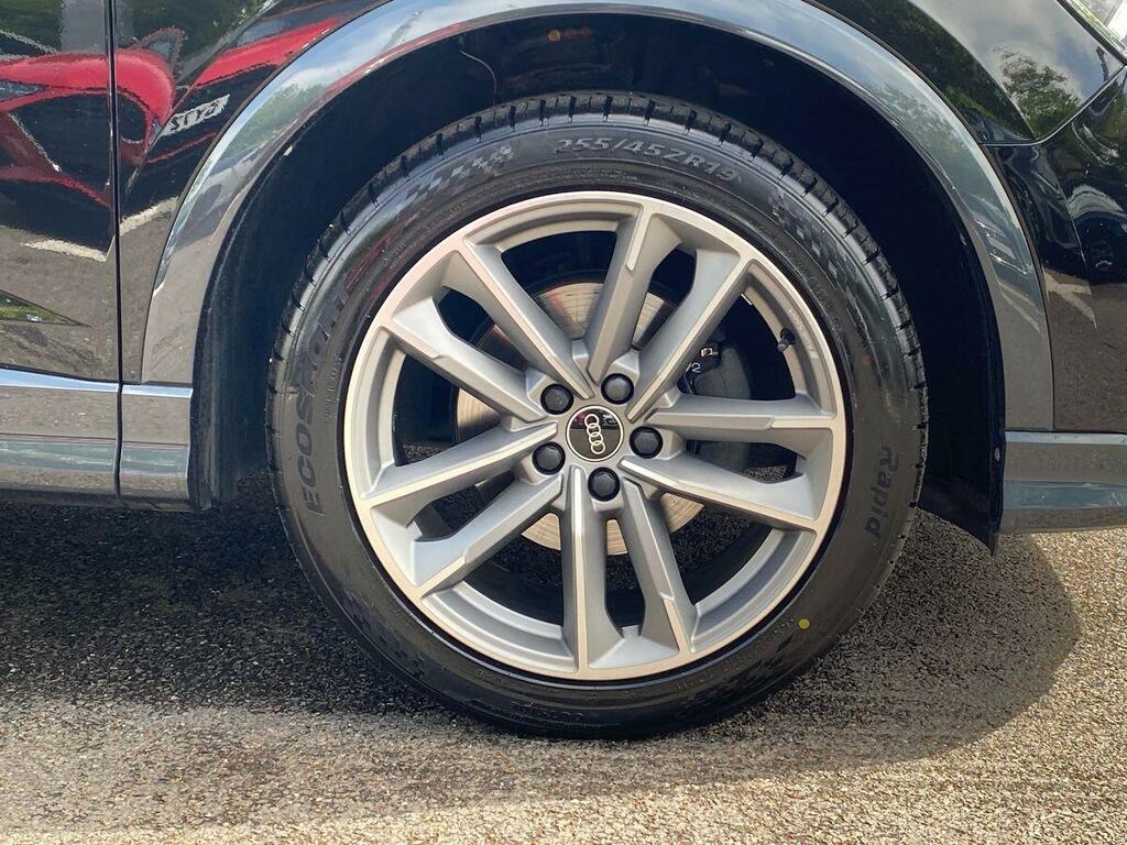 Audi Q3 Black Edition 35 Tfsi 150 Ps S Tronic EX23CXM Black #6
