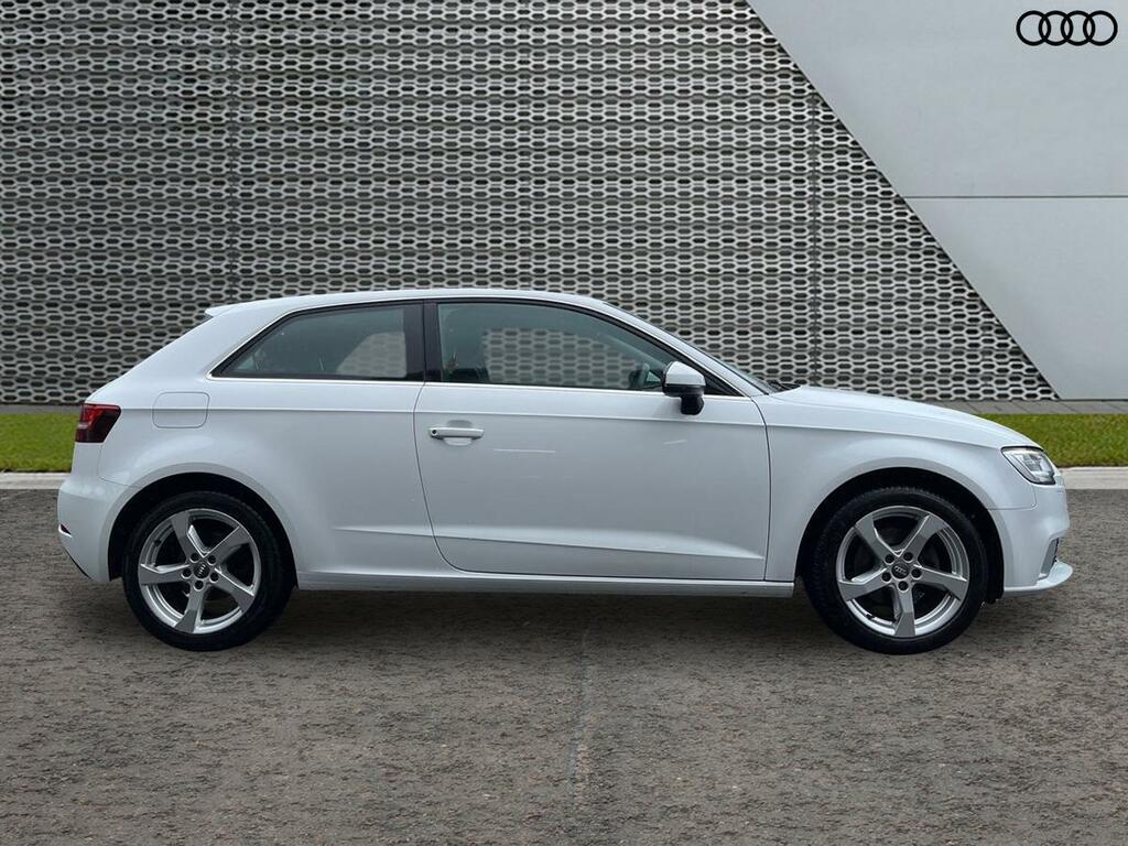 Audi A3 1.5 Tfsi Cod Sport Euro 6 Ss HG67BZD White #5