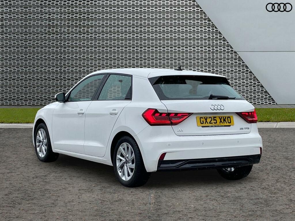 Audi A1 Sport 25 Tfsi 95 Ps S Tronic GX25XKO White #3