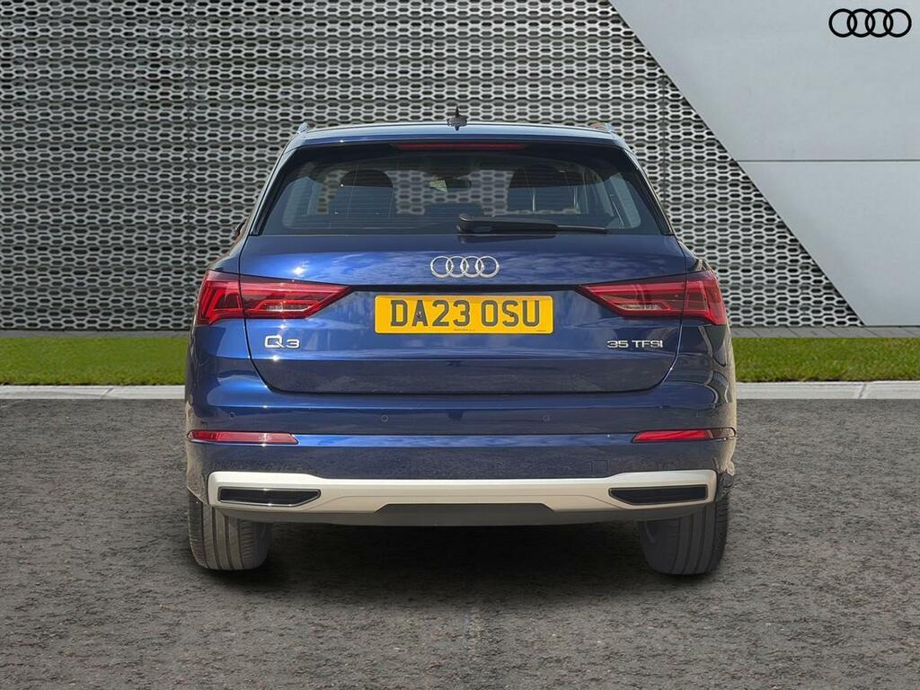 Audi Q3 Sport 35 Tfsi 150 Ps S Tronic Blue #4
